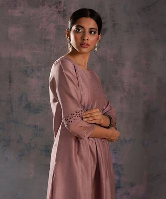 Berry Mauve Front Gathered Kurta With Pant & Dupatta 5