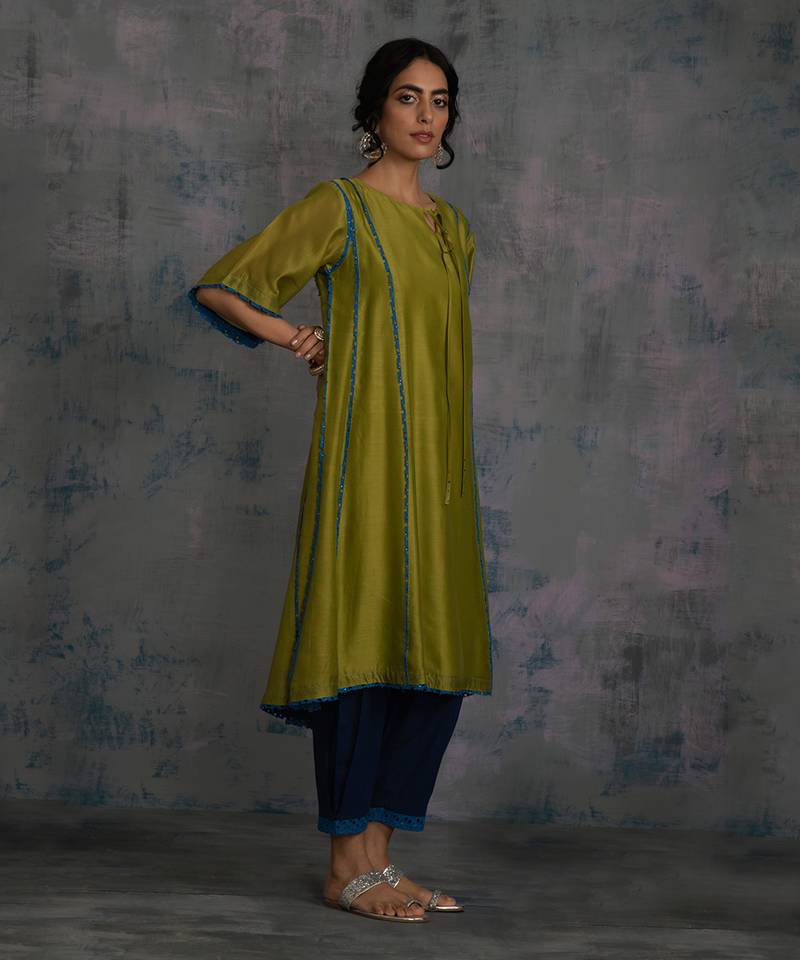 Berry Green Tie-Up Kurta With Side Pleated Salwar 