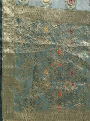 Dark Green Woven Organza Saree With Blouse 4
