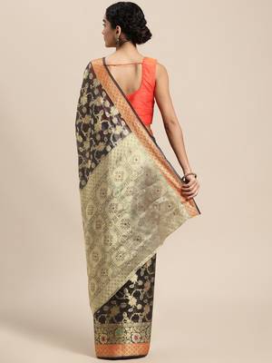 Grey Woven Organza Saree With Blouse 2