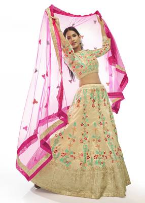 Cream Zari Sequins And Thread Embroidered Art Silk Semi Stitched Wedding Lehenga 4
