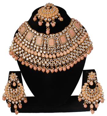Beige cubic zirconia necklaces 1