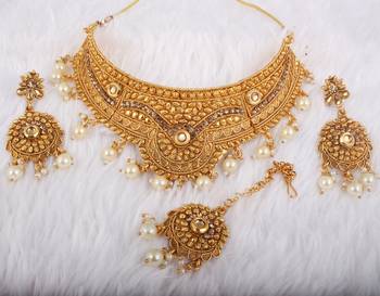 Brown cubic zirconia necklaces 1