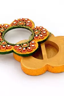 Exclusive Kundan Meenakari Flower Container