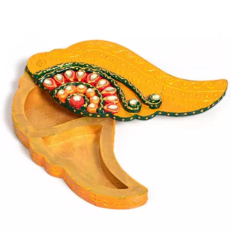 Meenakari Shankh Shape Shubh Labh Container