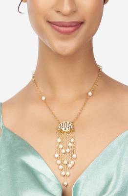 Gold & Off White Pendant Necklace With Pearls 1