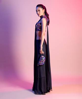 Dark Green Saree With Blouse 4