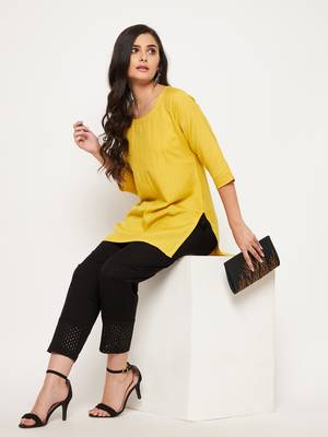 Black plain cotton trousers 2