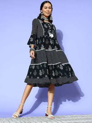 Black printed cotton maxi-dresses 1