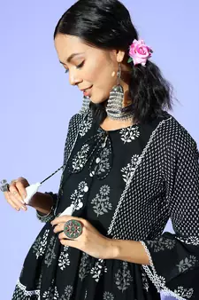 Black printed cotton maxi-dresses