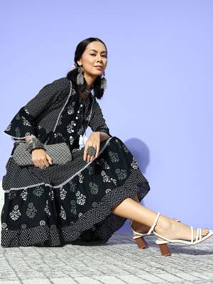 Black printed cotton maxi-dresses 5