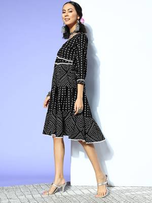 Black printed cotton maxi-dresses 2