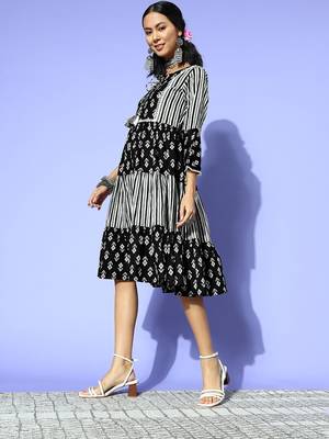 Black printed cotton maxi-dresses 2