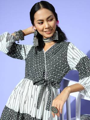 Black printed cotton maxi-dresses 4