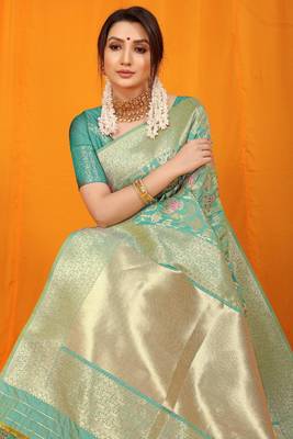 Turquoise woven Faux kanchipuram silk saree with blouse 4
