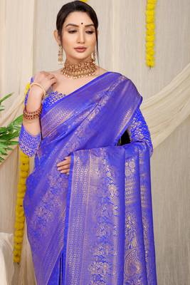 Blue woven kanchipuram silk saree with blouse 3