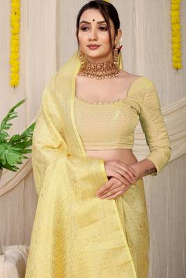 Yellow woven kanchipuram silk saree with blouse 3
