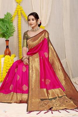 Pink woven kanchipuram silk Blend saree with blouse 2