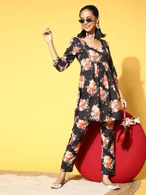 Black printed rayon kurta sets 5