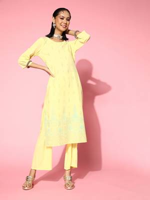 Yellow printed crepe kurta sets 1