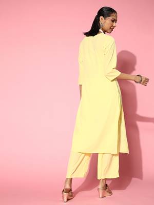 Yellow printed crepe kurta sets 3