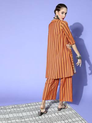 Mustard printed crepe kurta sets 3