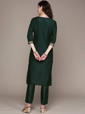Green printed art silk kurta sets 3