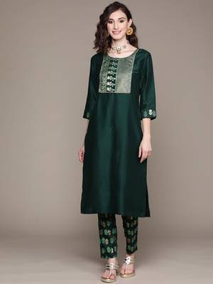 Green printed art silk kurta sets 1
