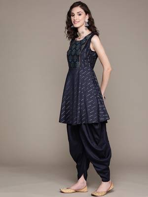 Blue printed art silk kurta sets 2