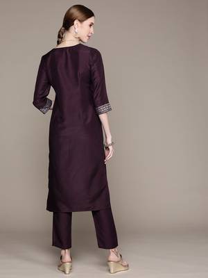 Purple printed art silk kurta sets 3