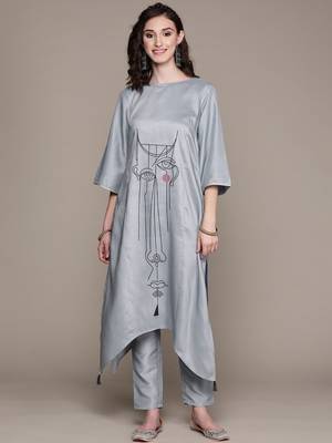 Grey printed art silk kurta sets 1