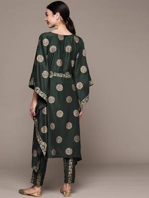 Green printed art silk kurta sets 3