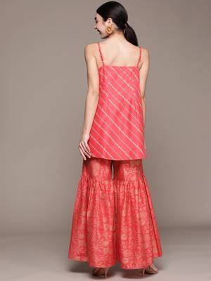 Pink printed art silk kurta sets 3