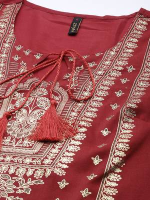 Maroon printed art silk kurta sets 4