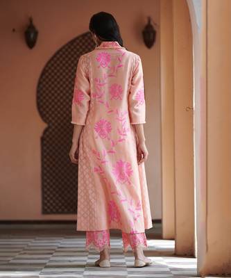 Jharokha Peach And Bright Pink Kurta-Sets 5