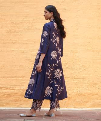 Jharokha Navy Blue With Peach Kurta-Sets 6