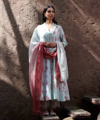 Gulab Pale Blue With Onion Pink Kurta-Sets 1
