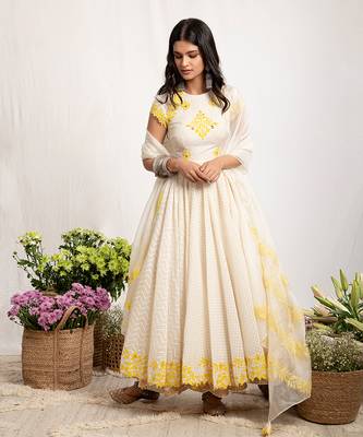 White Itr Anarkali 5