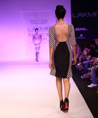 Payal Singhal Razia Black mul Dress 3