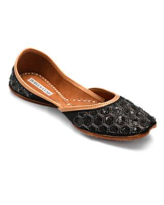 Black Sequin Women Punjabi Mojari 2