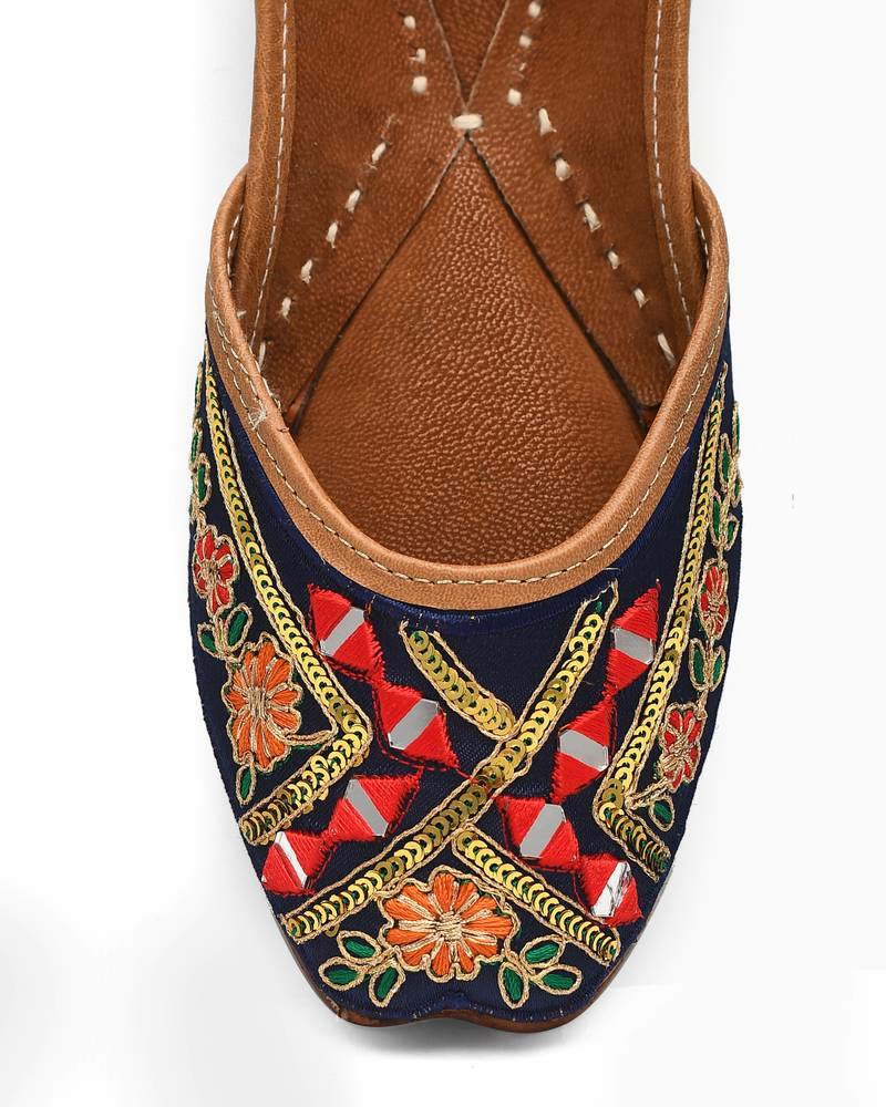 Black Multi-color Embroidered Juttis for Women