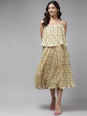 Yellow printed georgette short-dresses 3
