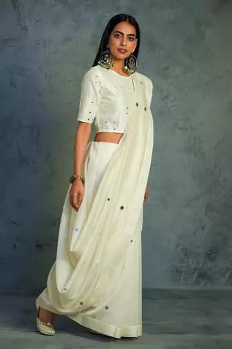 Chanderi Off-white Saree With Full sleeve Blouse 