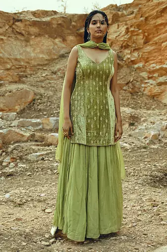 Pista Velvet Sharara Set