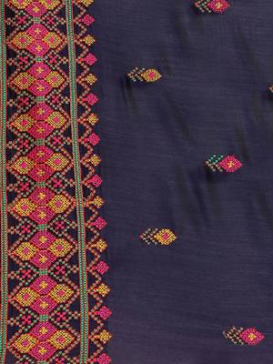 Navy blue embroidered georgette saree with blouse 4