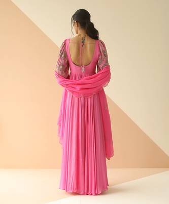 Bubble Pink Half Kali Anarkali With Scallop Butti Dupatta 6