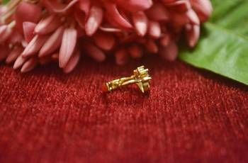 Gold Floral Designer Gold Plated diamond nosering or nosepin 3