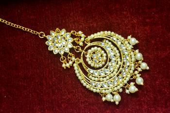 Gold diamond maang-tikka 2