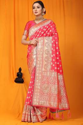 Peach woven kanchipuram silk saree with blouse 1