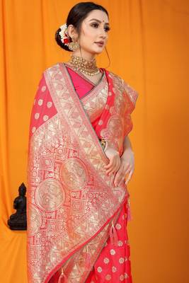 Peach woven kanchipuram silk saree with blouse 4
